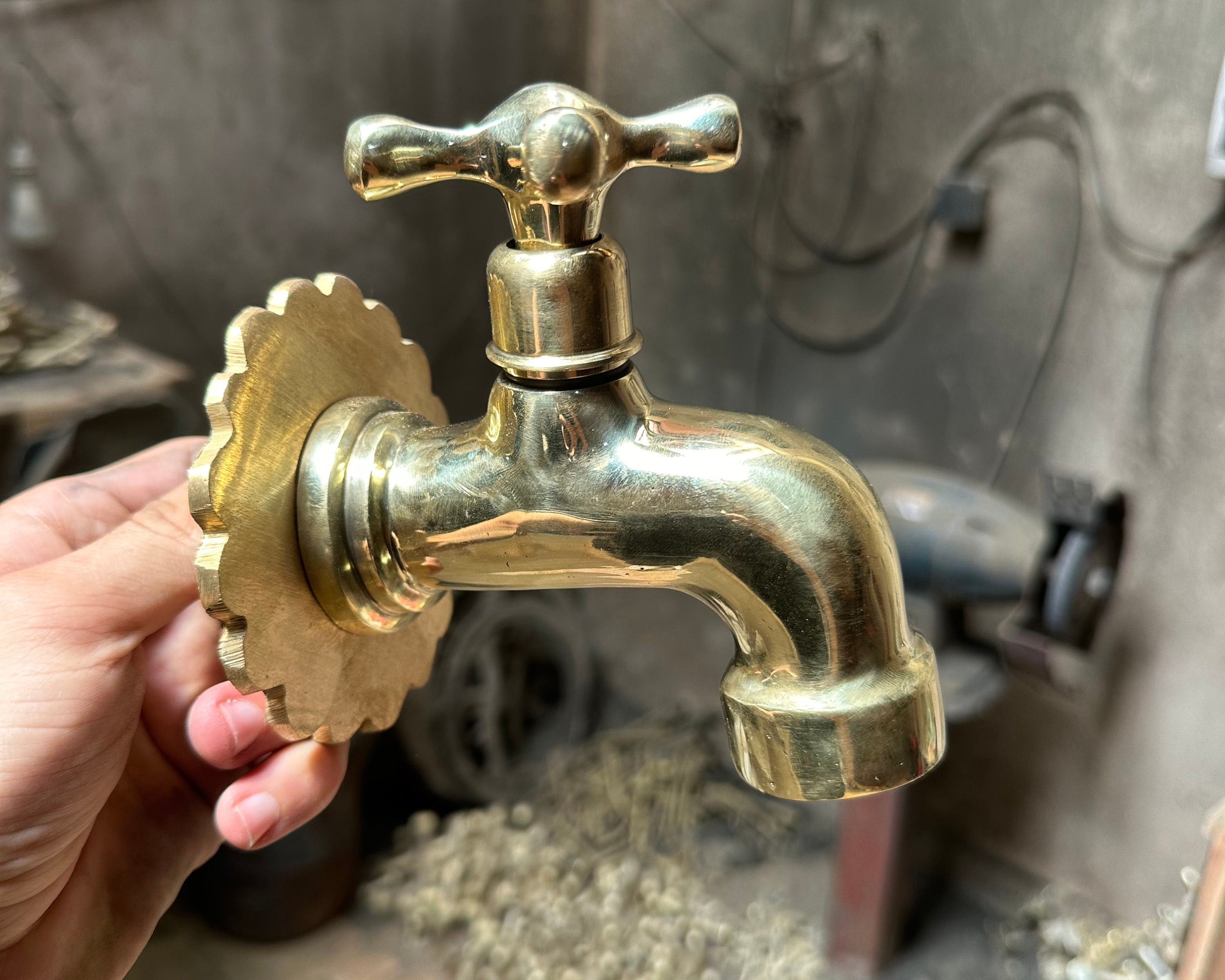 Brass Owl 1/2 Garden Faucet Spigot (more than 20 years old) Owl Figure 3x2 Brass Owl 1/2 Garden Faucet Spigot (more than 20 years old) Owl Figure 3x2