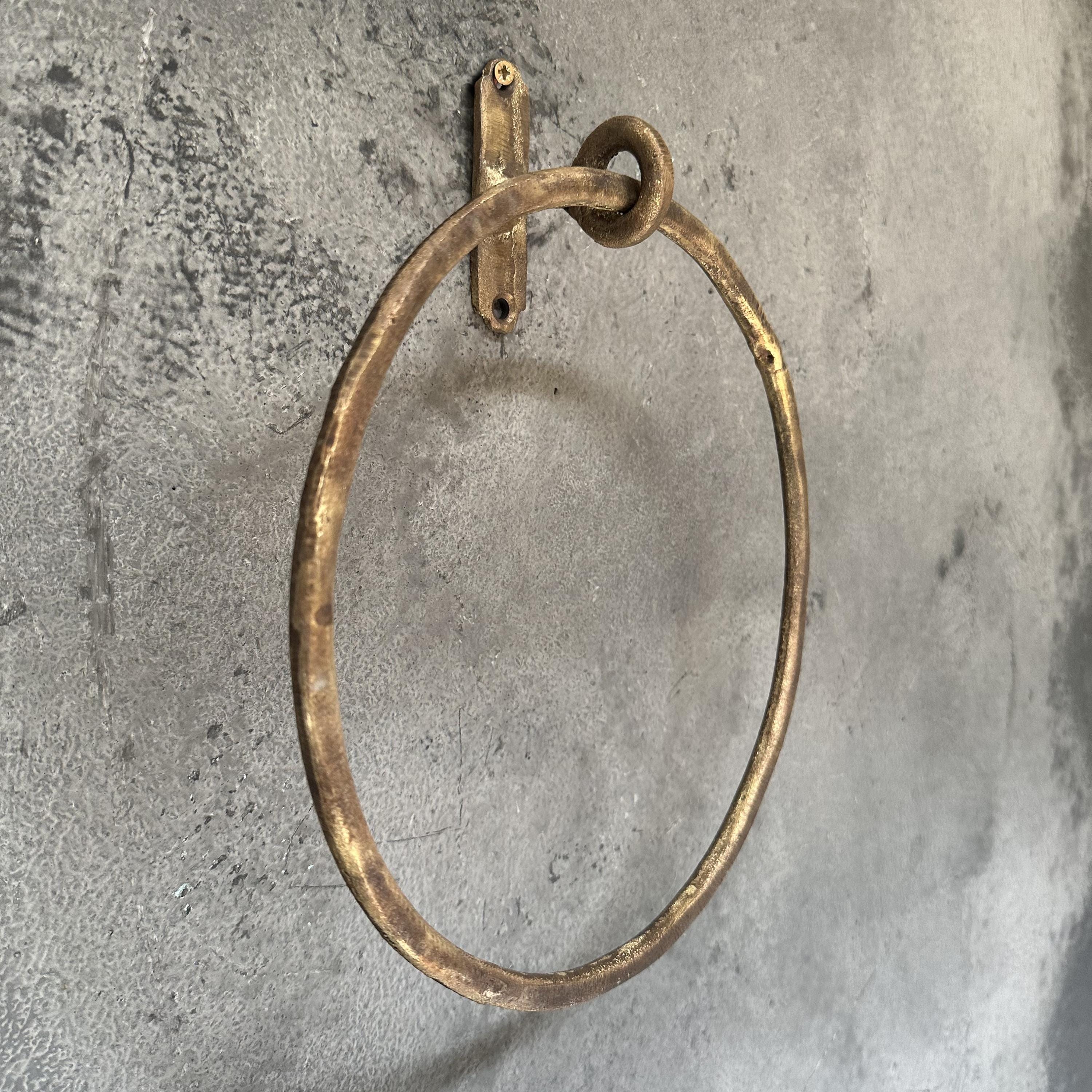 Antique Brass Towel Ring – Round Wall Mount Holder