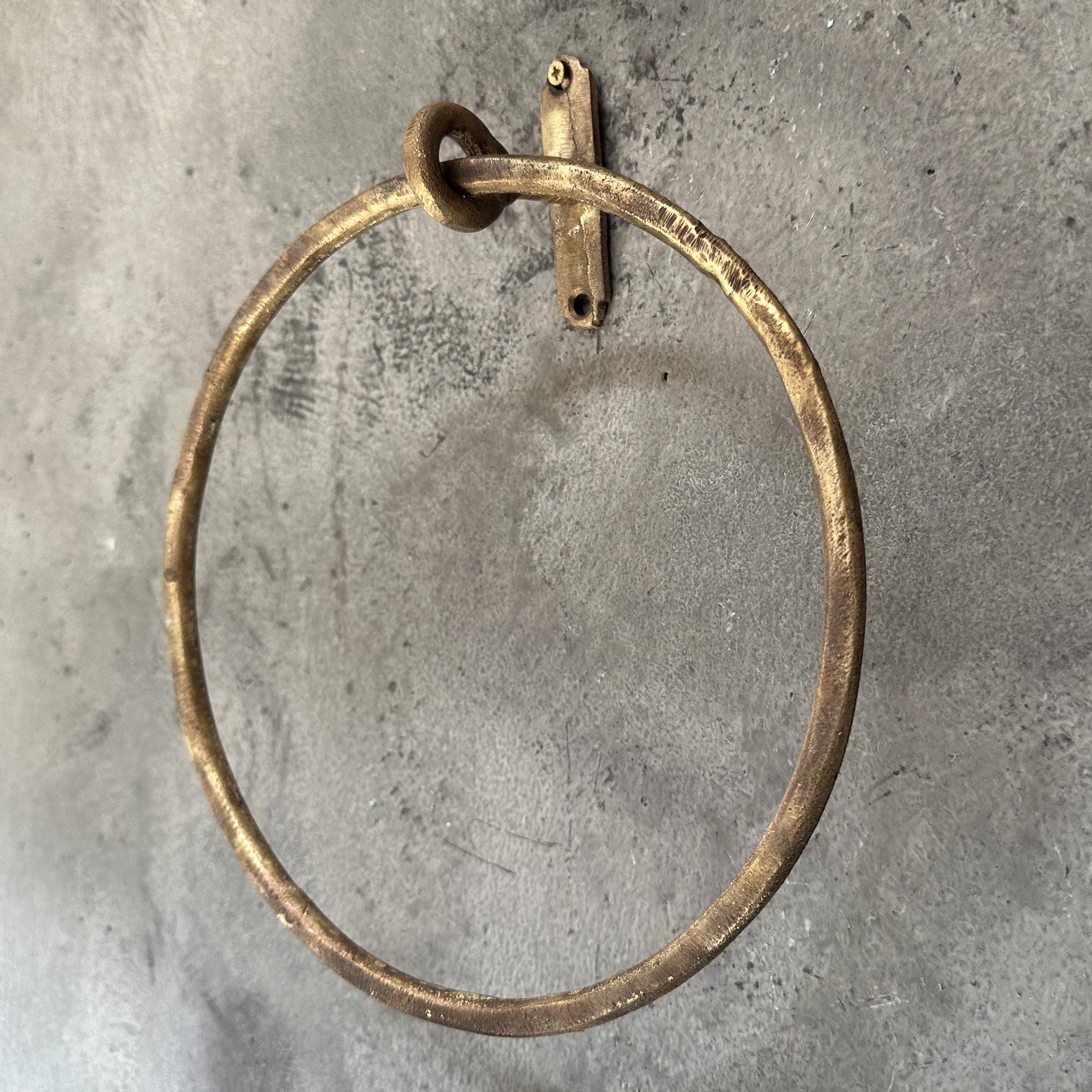 Antique Brass Towel Ring – Round Wall Mount Holder