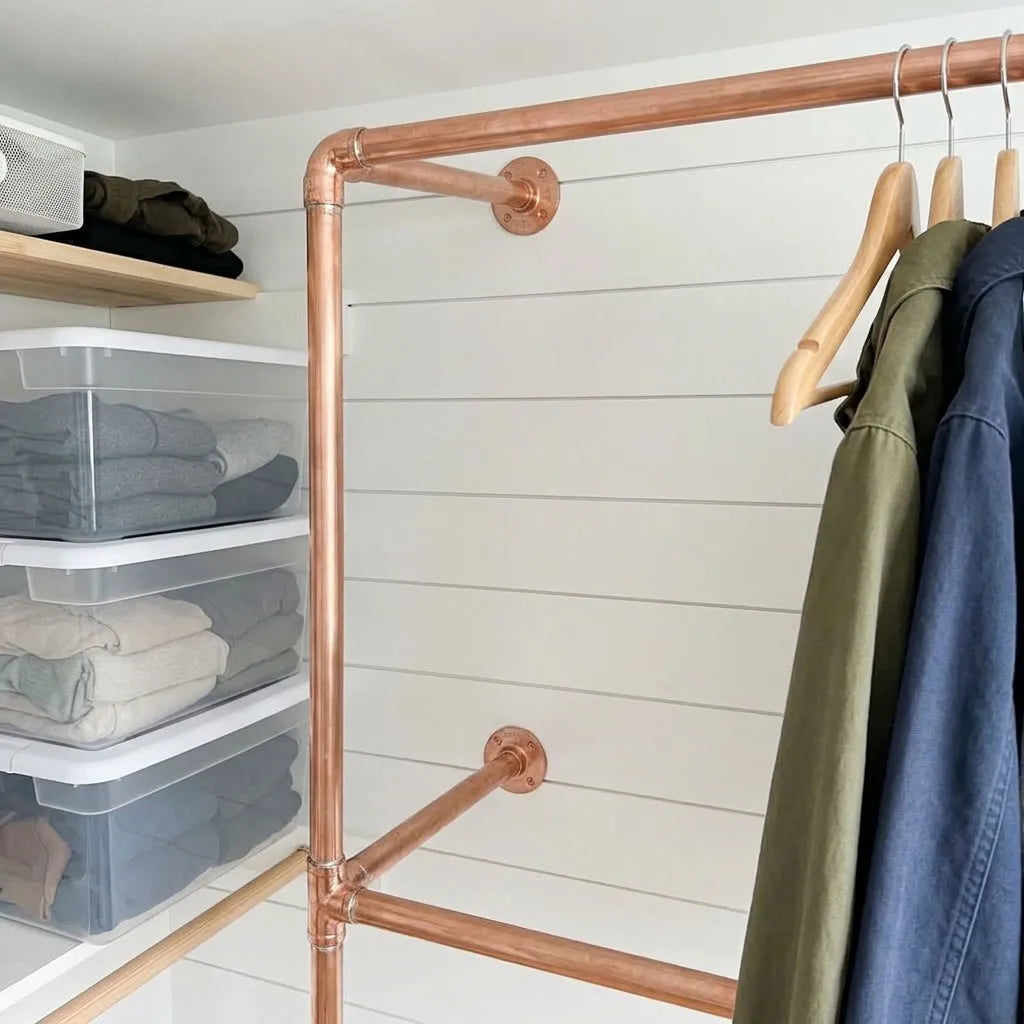 Oxidized Copper wall-mounted copper closet rod – Wall-Mounted Copper Closet Rod – Holder 1