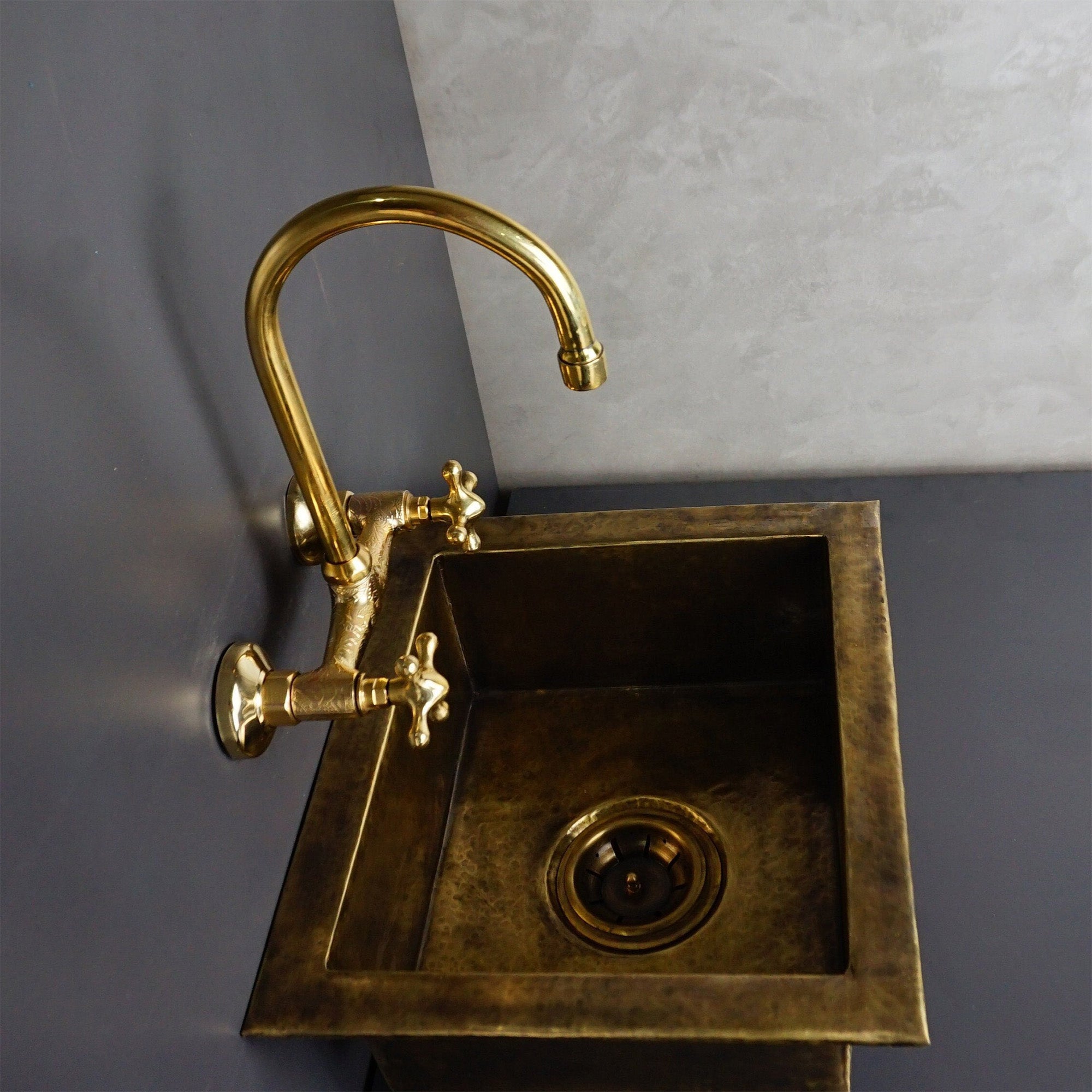 Antique Brass Undermount Single Kitchen Sink Hammered Patina Brass Kitchen Sink