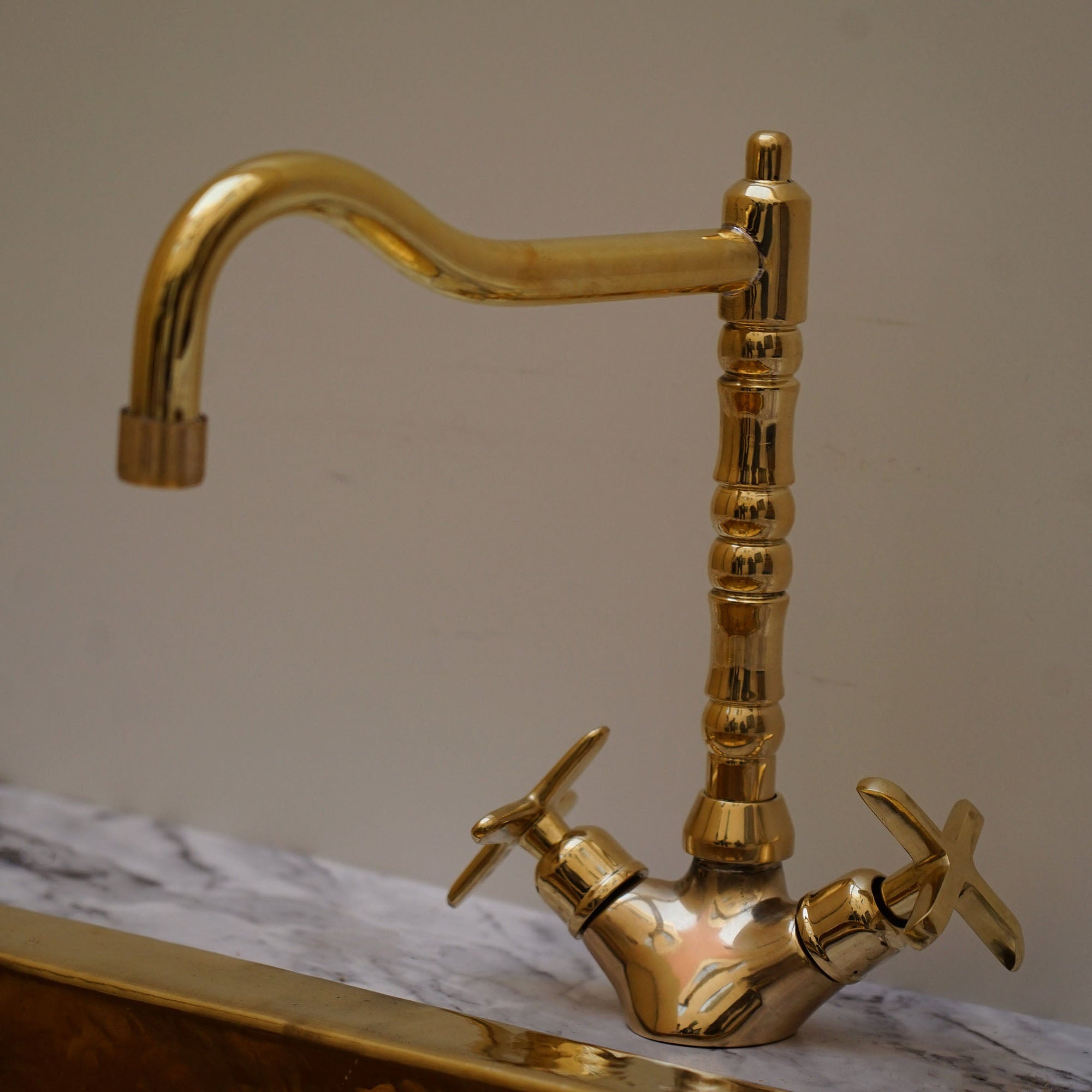 Solid Brass Kitchen Deck Mount Faucet, Single Hole Brass Bathroom Faucet