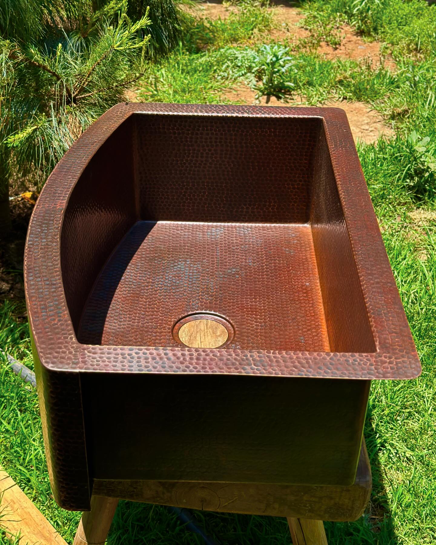 apron front copper kitchne sink