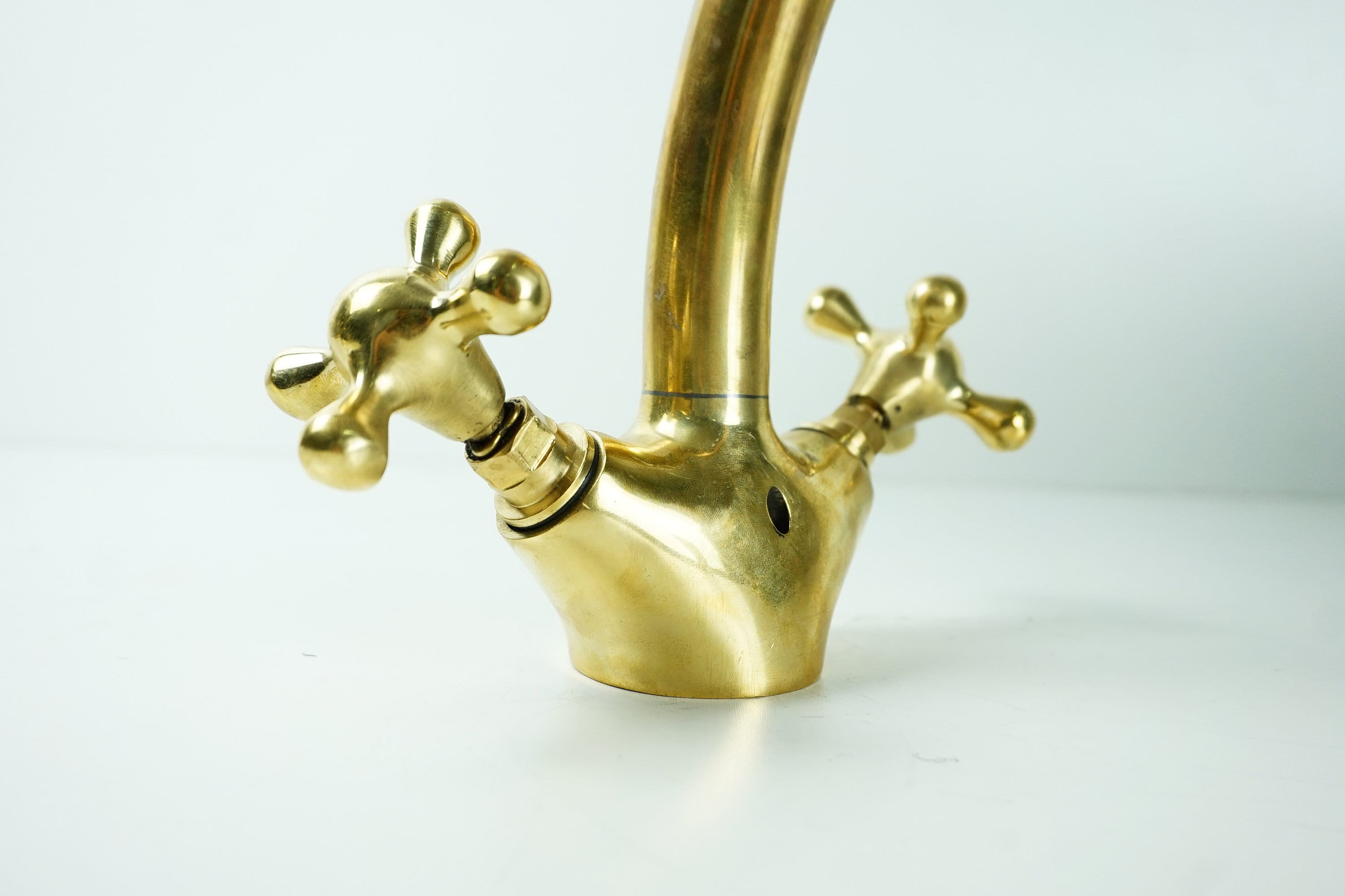 Solid Brass Faucet Gooseneck Sink Bathroom
