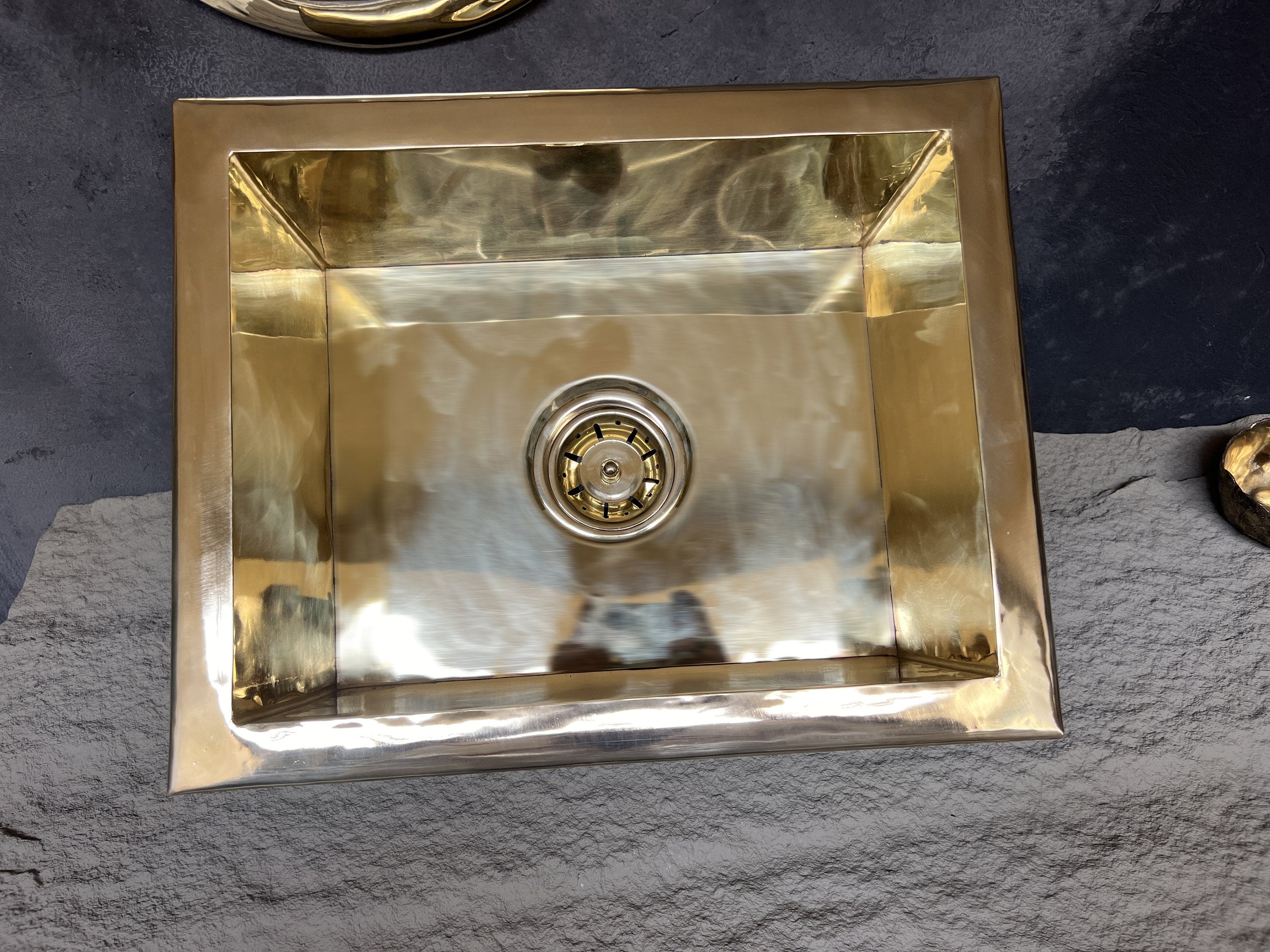 Unlacquered Brass Sink – Undermount Island Kitchen